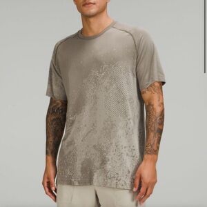 Lululemon Metal Vent Tech Short Sleeve
